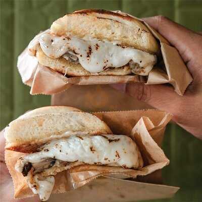 Rudy Rudy Home Cafe And Restuarant