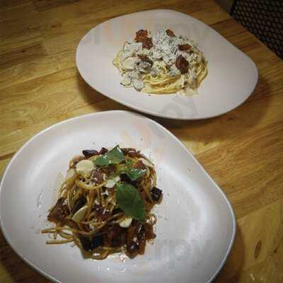 Rudy Rudy Home Cafe And Restuarant