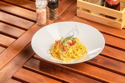 Hunter's Garden & Restaurant