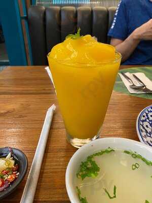 Ros'niyom @ Little Walk