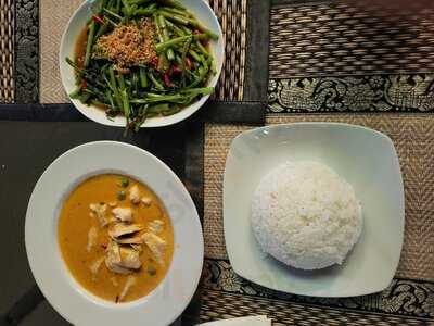 Sophia's Thai