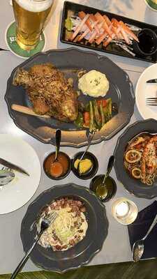 Spinn Wine Bar & Bistro