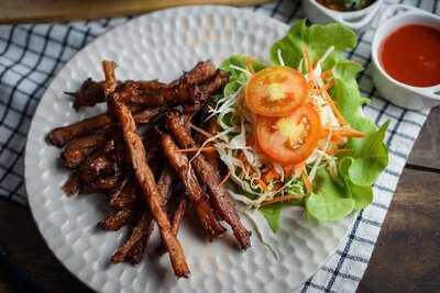 ลานเบียร์ สโมคเฮ้าส์