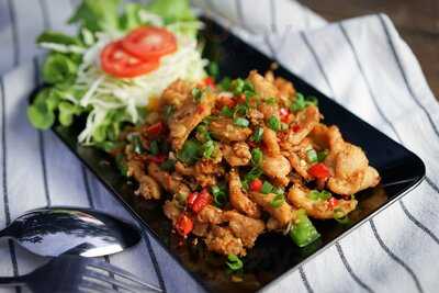 ลานเบียร์ สโมคเฮ้าส์