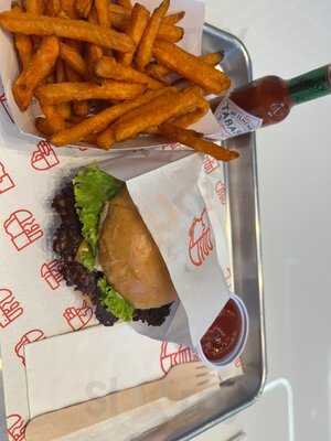 Quickie - Empire Tower Sathorn