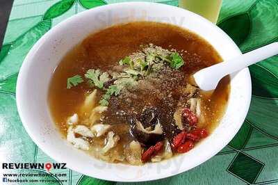 ร้าน ก๋วยเตี๋ยวรถน้ำไหล บะหมี่เกี๊ยวเทวดา