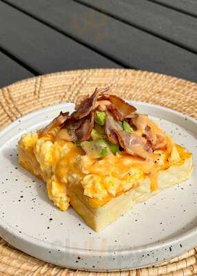 เดอะเพลส เขาหลัก