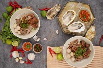 ไทย ไทย ก๋วยเตี๋ยวเรือ - เซ็นทรัลลาดพร้าว