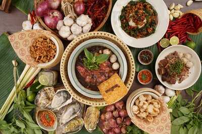 ไทย ไทย ก๋วยเตี๋ยวเรือ - เซ็นทรัลลาดพร้าว