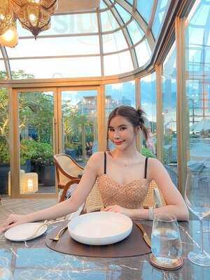 The Crystal Grill House