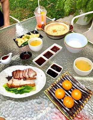 200pigs Power Noodle Cafe