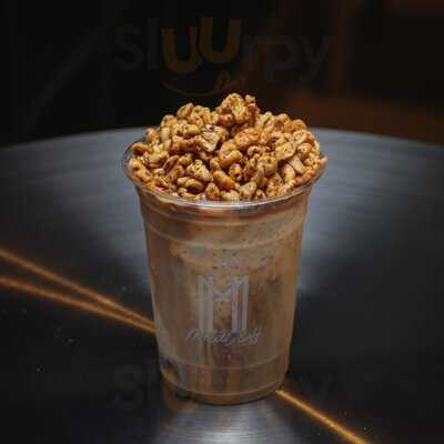 Metal Coff Cafe & Bistro