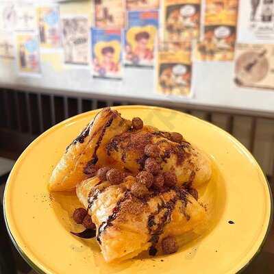 ชาม ก๋วยเตี๋ยวเส้นคลุก