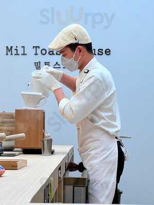 Mil Toast House - Iconsiam