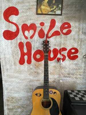 Smile House Cafe