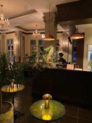 Bees Things & Flowers