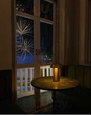 Bees Things & Flowers