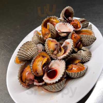 สตรีทซีฟู้ดบายหน่อย