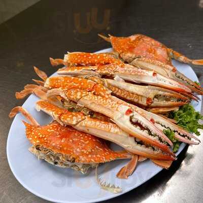 สตรีทซีฟู้ดบายหน่อย