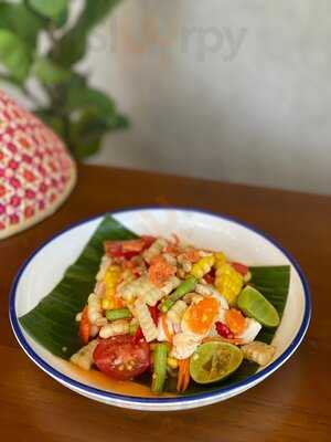 เฉียงเหนือ