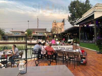 Bajika Restaurant And Music