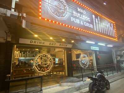 Mad Bulldog Pub & Grub