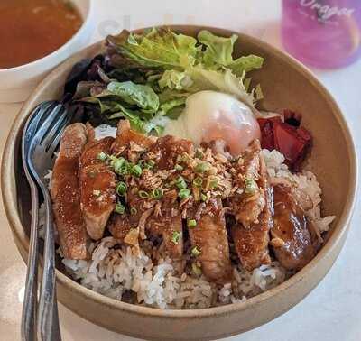 White Dragon Cafe And Bistro