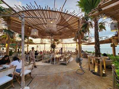 The Oxygen Beachfront Oasis