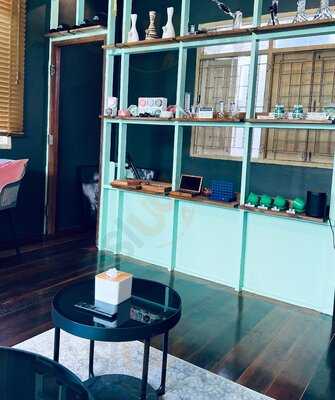 High Society Cannabis Club Suan Plu