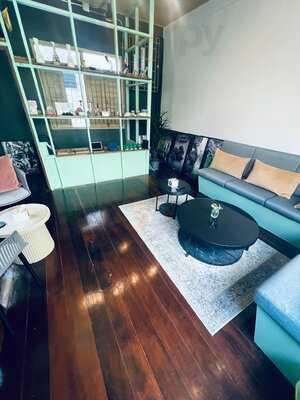 High Society Cannabis Club Suan Plu