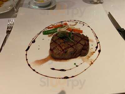 Bruno's Restaurant And Wine Bar