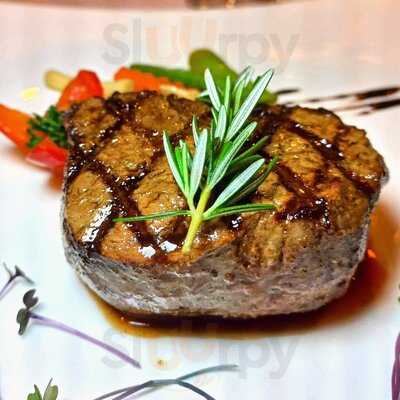 Bruno's Restaurant And Wine Bar