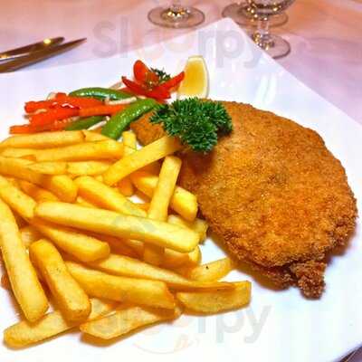 Bruno's Restaurant And Wine Bar