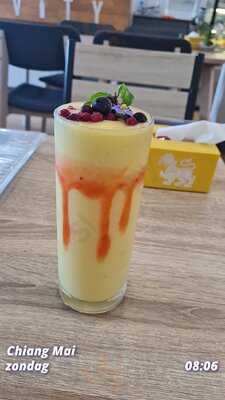 Gravity Cafe’ & Bistro