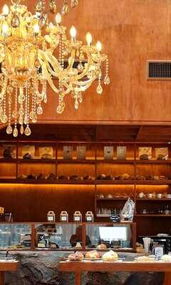 Robert Bake And Brunch