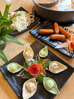 Food Choi Family Hot Pot