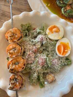 Emotion Modern Food & Drinks