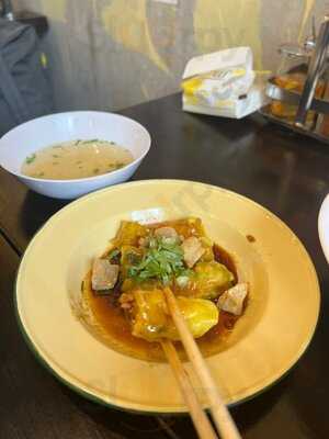 Charm Noodle Charoennakhon