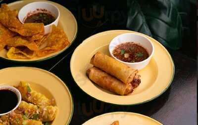 Charm Noodle Charoennakhon