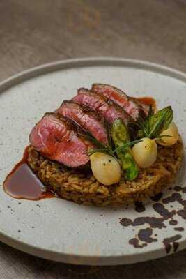 Japan-ish Bar & Restaurant