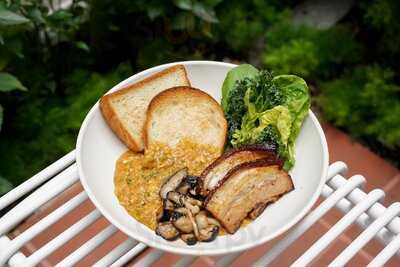 Nico Nico - Café & Brunch Place