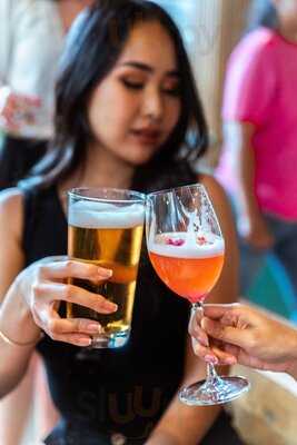 The Deck Bangkok (sukhumvit Soi 20)