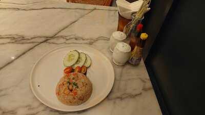 Qrumb Vegan Restaurant And Cafe