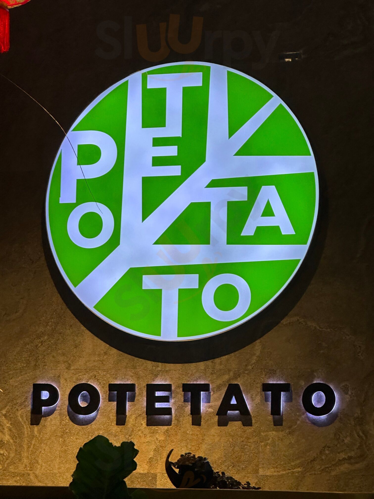 Potetato Restaurant & Cafe