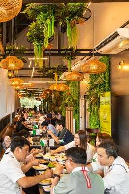 Namyapoo Station Bar & Restaurant