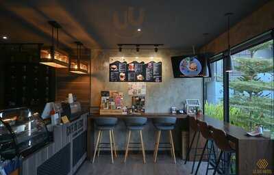 คาเฟ่ เดอ เลอ บิส