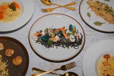 คาเฟ่ เดอ เลอ บิส