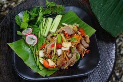 Noor Cafe & Restaurant