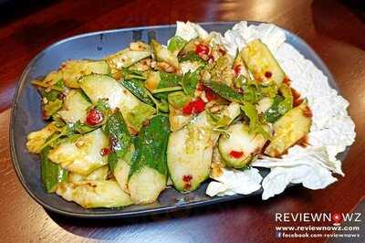 Lok Toi Hotpot And Gallery