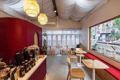 Ma Lune Cafe & Roaster